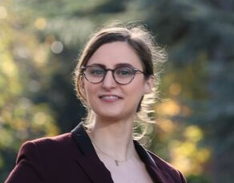 Dr Fabiola Schneider_____ \nExpertise: Greenwashing, Fossil fuel financing\n